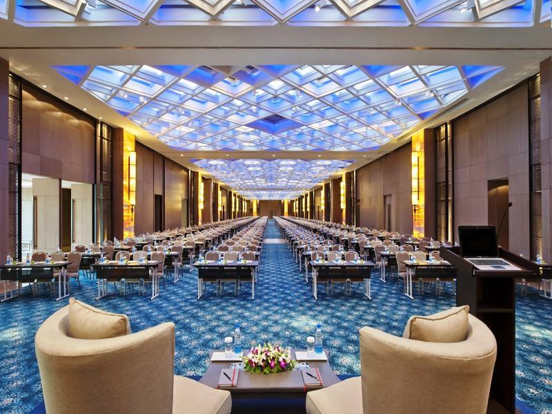 The Leela Ambience Convention Hotel Delhi Nova Deli Exterior foto The Grand Ballroom